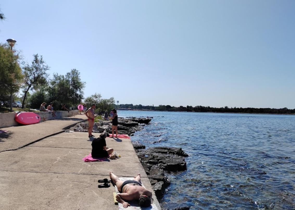 Una Umag Extérieur photo